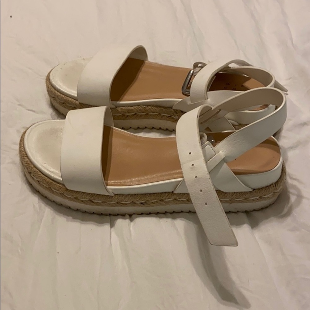 Target white sandals size 6